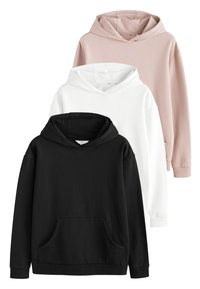 Drei schlichte Kapuzenpullover in Schwarz, Weiß und Beige, vertikal geschichtet mit vorderen Kängurutaschen und langen Ärmeln.