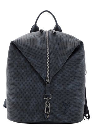 Tummansininen rei'itetty reppu, jossa keskellä vetoketju, yläkahva, metalliklipsi ja sivussa roikkuva tupsu.