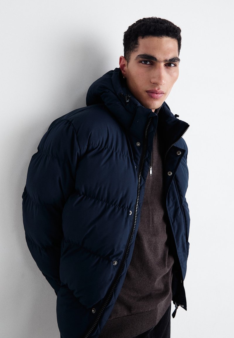 Pepe Jeans PUFFER HOOD - Donsjas - dulwich blue/donkerblauw