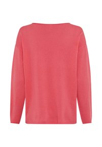 Langärmliger Pullover in Korallenfarbe mit weitem Ausschnitt, überschnittenen Schultern und geripptem Textur an den Bündchen und dem Saum.
