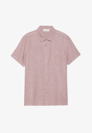 Lühikese varrukaga pluus pehmes roosas kangas; sisaldab nööpidega kraed, esiseid nööpe ja väikest tikandiga logo rinnal.