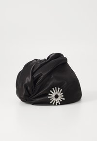 MARGARET - Huer - black