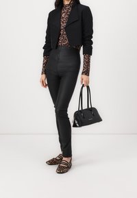 VILA Bleiseri - black