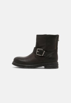 MAPLEWOOD - Bota de tornozelo estilo cowboy/motociclista - black