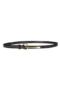 Cinturón de cuero negro con herrajes dorados, hebilla ovalada y adornos de puntos a lo largo de la correa. Diseño delgado adecuado para varios estilos.