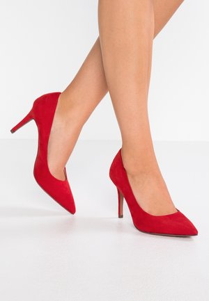 High Heel Pumps - red