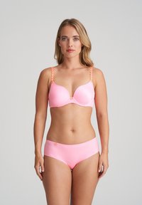 Unselected, happy pink
