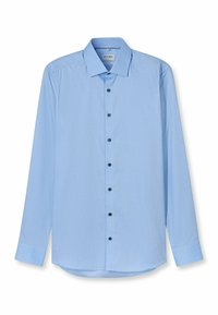 Helles blaues Langarmhemd aus glattem Stoff, mit einem spitzen Kragen, schwarzen Knöpfen und einem dezenten Strukturmuster.