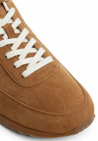 ALDO Tenisky - light brown
