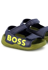 Thumbnail Image 6