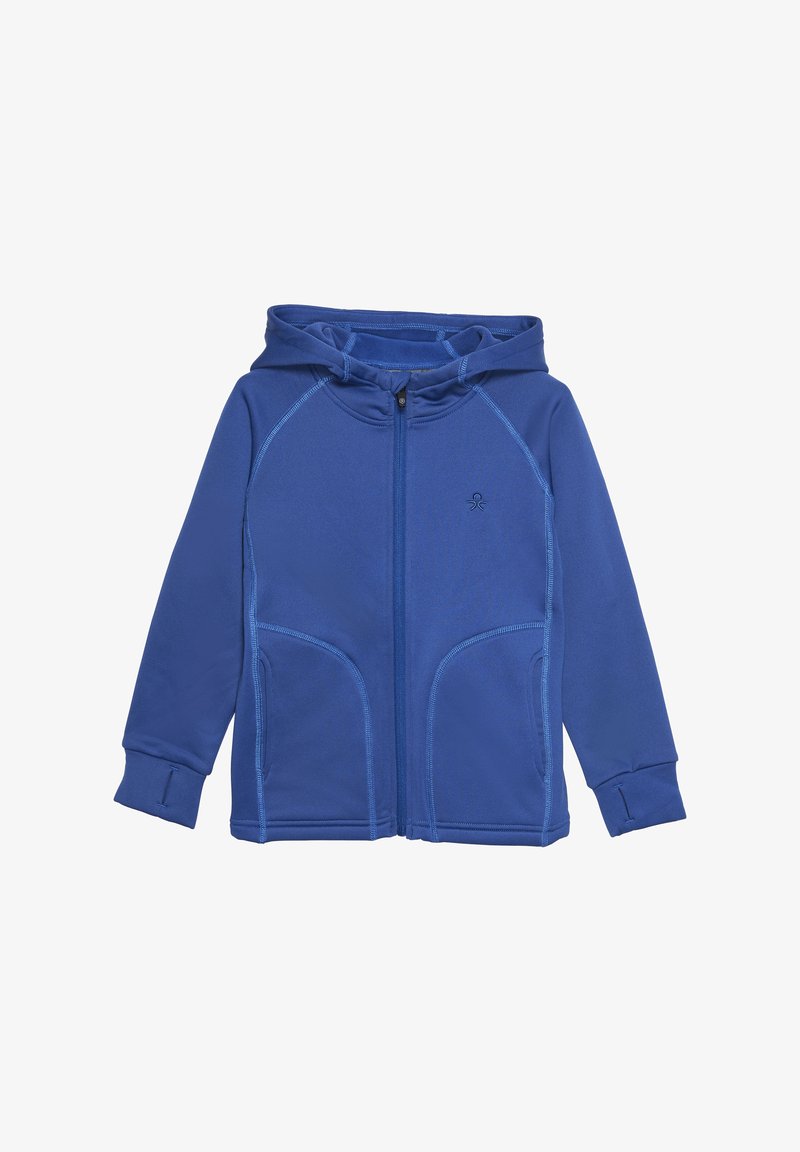 Modra kapuca iz mehkega blaga s sprednjim zadrgo, nastavljivo kapuco s vrvico in kontrastnim modrim šivanjem. Ima dva stranska žepa.