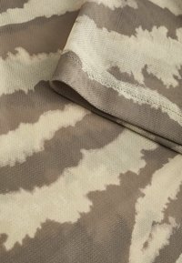 Next SHORT SLEEVE REGULAR FIT - T-shirts print - zebra