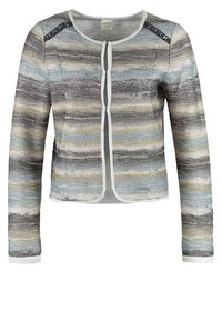 Damski kardigan z długim rękawem o teksturowanych poziomych paskach w kolorach niebieskim, szarym, beżowym oraz czarne akcenty na ramionach.
