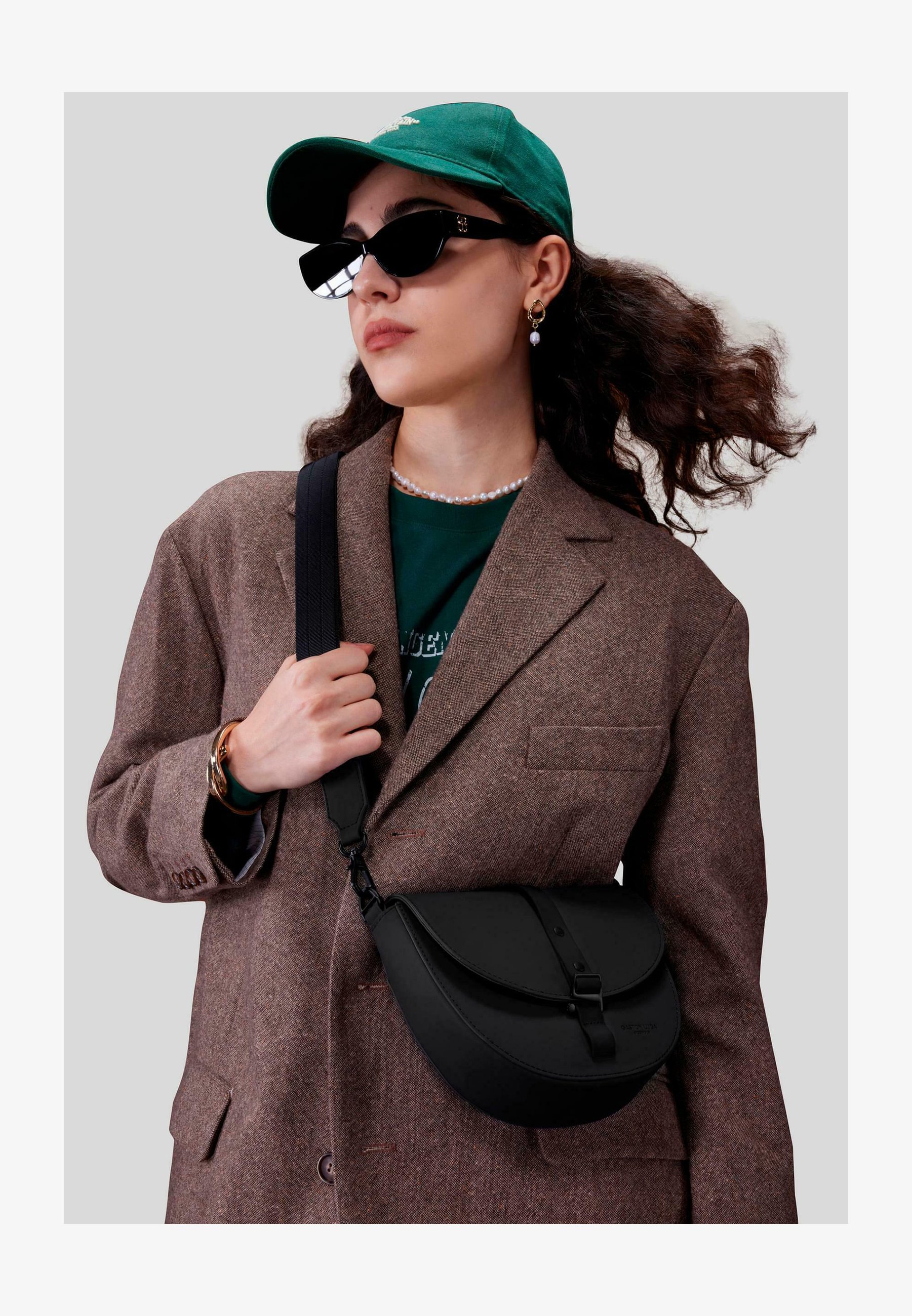 TOM TAILOR Wendi Borsa A Tracolla Donna - Pelle Sintetica Con Logo In Corsivo - Tasca Posteriore Con Cerniera, Nero