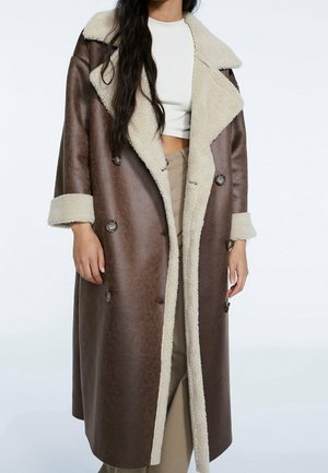Abrigo de invierno - brown