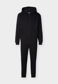 Επιλέχθηκε, black