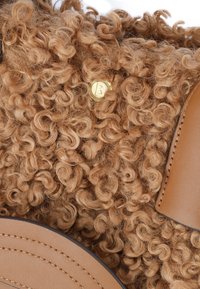 Bogner RIGI ATTIRATO LIVA SHOPPER XLHO - Sac à main - cognac