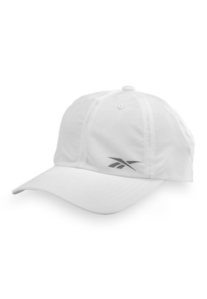 Casquette de baseball blanche à six panneaux avec visière courbée et petit logo Reebok noir sur le côté gauche avant.