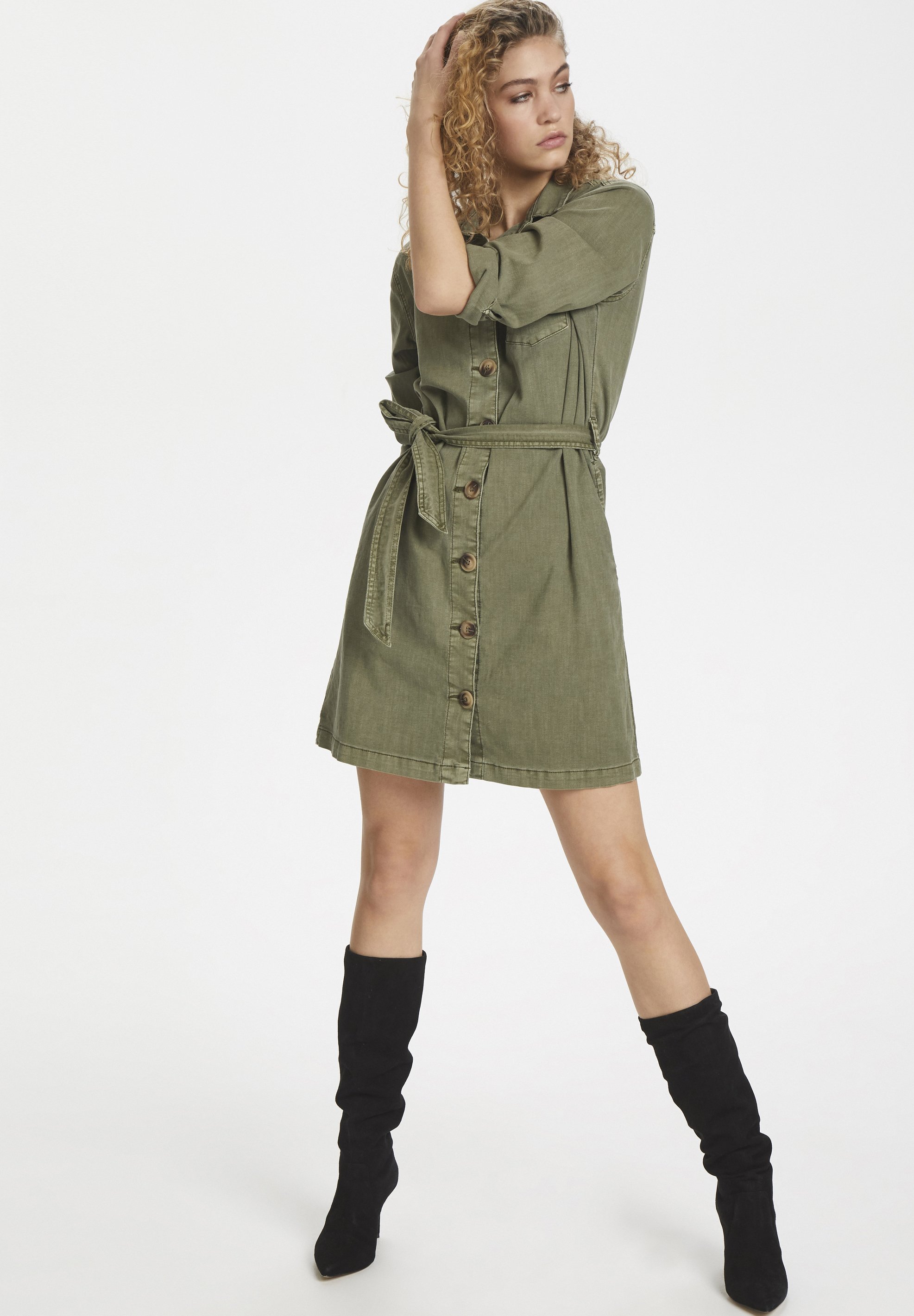 Denim Hunter DHALTO Vestido camisero dusty oliveverde Circle of Trust Camisa light blue denim Zalando.es