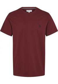 Bordowa bawełniana koszulka z krótkimi rękawami, okrągłym dekoltem i małym granatowym logo na piersi. Gładka faktura i prosty design.