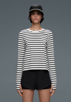 OYSHO, STRIPED LONG-SLEEVE TECHNICAL T-SHIRT - T-shirt à manches longues - black