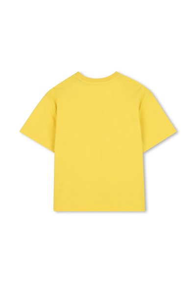 Geel katoenen t-shirt met korte mouwen. Heeft een klassieke ronde hals en een eenvoudig ontwerp zonder zichtbare graphics of patronen.