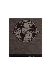 Barna takaró, sötétbarna szövött földgömb mintával, rajta a "Los Deux" felirat írásos betűkkel. A francia szélek teszik teljessé a dizájnt.