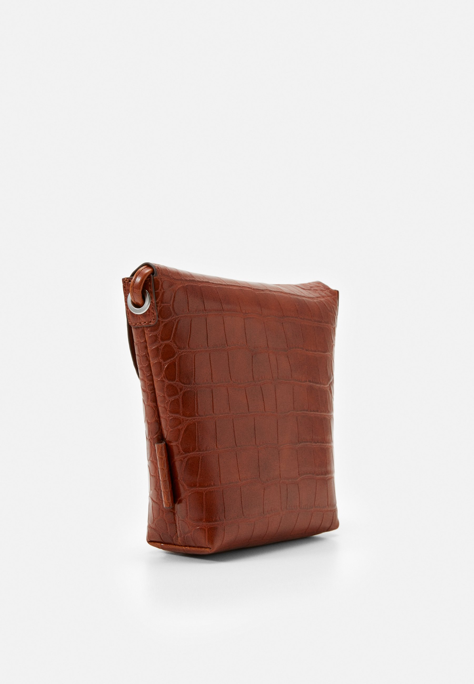 TOM TAILOR DENIM IDA CROC Skulderveske cognac Zalando.no TOM TAILOR DENIM IDA CROC Skulderveske cognac Zalando.no