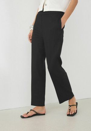 Next, Stoffhose - black