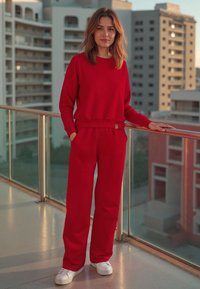 Vivisence HOMEWEAR SET - Melegítő - red