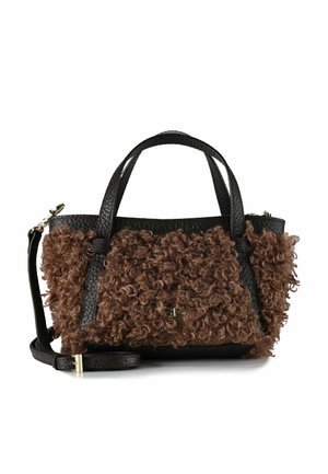 Sac à main en tissu brun texturé bouclé avec des accents en cuir noir, des poignées supérieures doubles et une bandoulière amovible. Présente un détail en quincaillerie dorée.