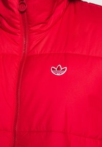adidas Originals Allvädersjacka - red