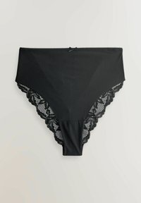 Zwarte hoge taille onderbroek van gladde stof, met ingewikkelde zwarte kanten rand langs de randen en een klein strikdetail aan de voorkant.