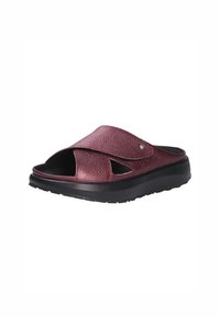 Sandale à glissière bordeaux avec une tige en cuir texturé et un design à bout ouvert. Présente une semelle extérieure noire superposée pour le confort et le soutien.
