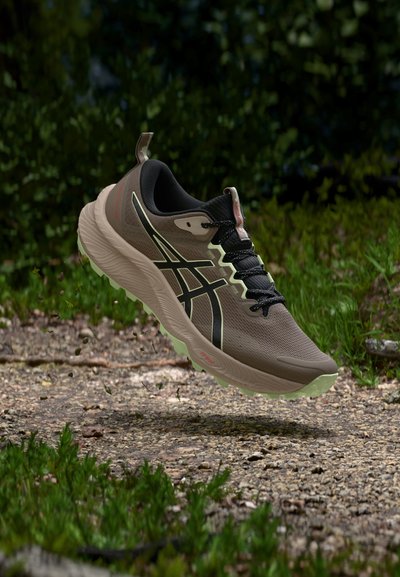 ASICS TRABUCO TERRA 3