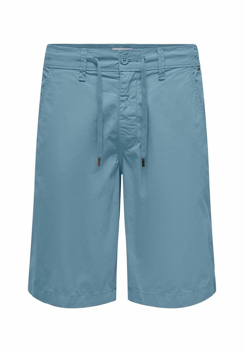 Pantaloni corti azzurri realizzati in tessuto morbido, dotati di una vita con cordoncino, chiusura frontale a bottone e taglio dritto, con tasche laterali.