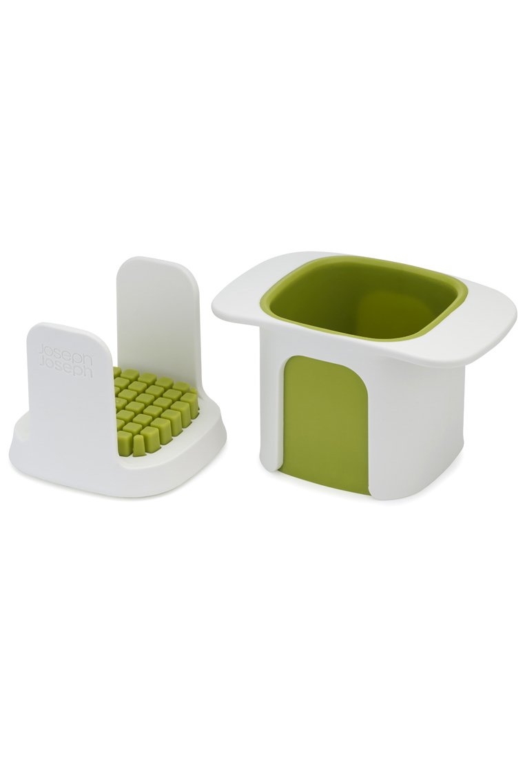 Witte voedselbereidingstoolset met een vierkante container en een utensilhouder. Beschikt over een groene binnenkant en een gestructureerd handvat voor stabiliteit.