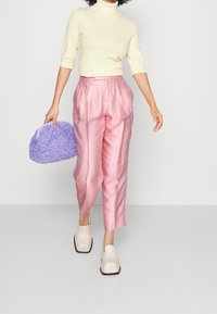 Vero Moda Petite Sweter