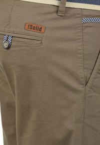 Solid SDMONTY - Shorts -  brown
