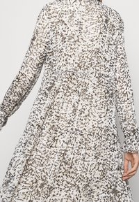 RIANI Abito a camicia - white
