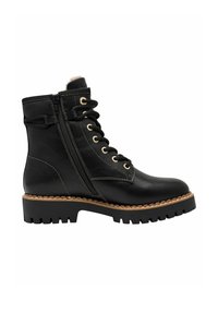 Botte de cheville en cuir noir avec un bout rond, devant à lacets, fermeture éclair sur le côté et semelle contrastante beige. Comprend des accessoires en or et des accents texturés.