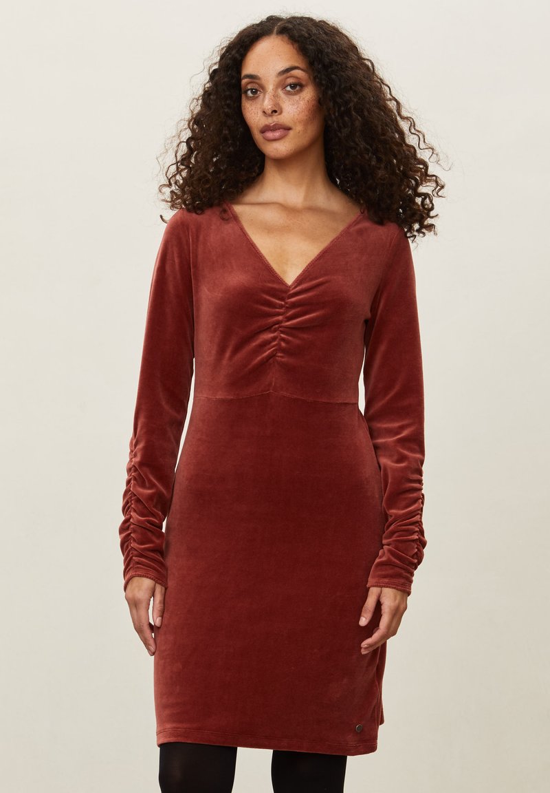 Odd Molly SHELBY - Freizeitkleid - russet brown