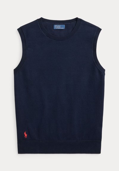 Gilet sans manches bleu marine avec col rond, bords côtelés et petit logo Polo rouge brodé en bas à gauche.