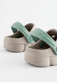 Next STANDARD - Sandales de randonnée - grey crocodile
