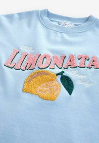 Imagine miniatură 6