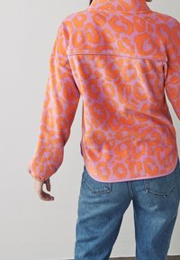 Next Suéter de forro polar - pink