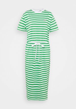 Robe midi à manches courtes rayée horizontale verte et blanche, col rond et taille à cordon blanc.