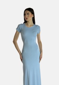 Elara Robe longue - blau