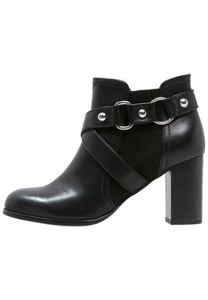 Ankle Boot - black