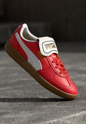 Baskets basses - red